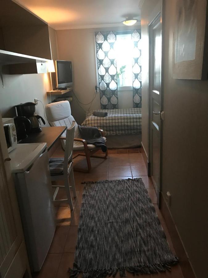 Broby Bed & Breakfast Entreplan Nyköping Exterior foto